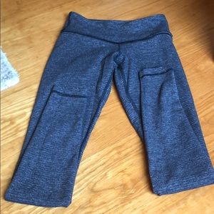 Lululemon Wunder unders size 4 heathered dark grey